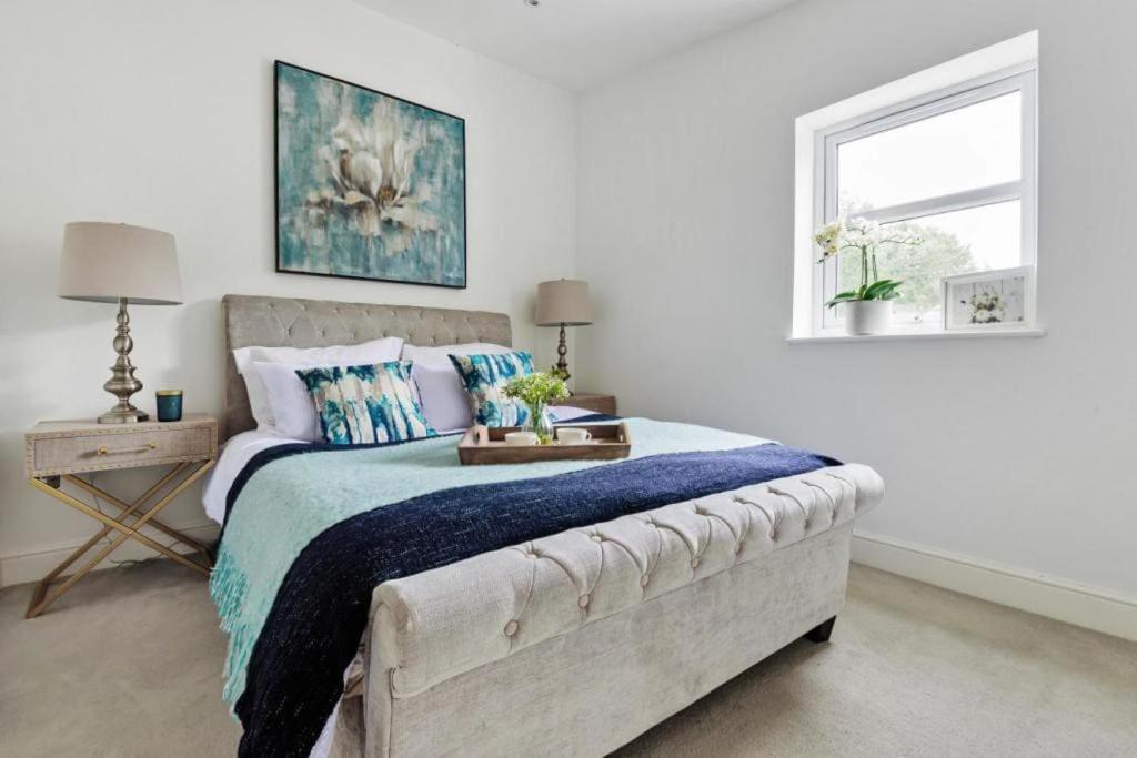 Amazing 3 Bed Interior Designed House With Garden - 114 The Hervey * Londra